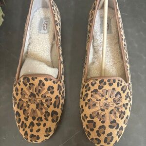 UGG Leopard Flat